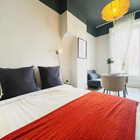 Suite Opium Лион Екстериор снимка