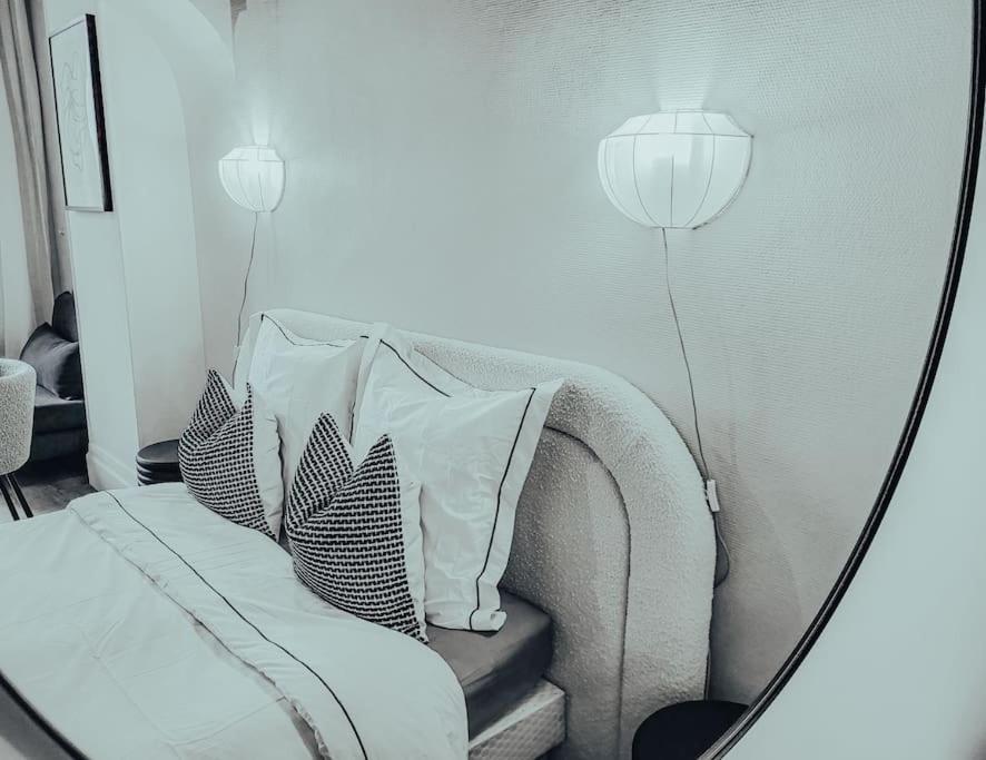 Suite Opium Лион Екстериор снимка