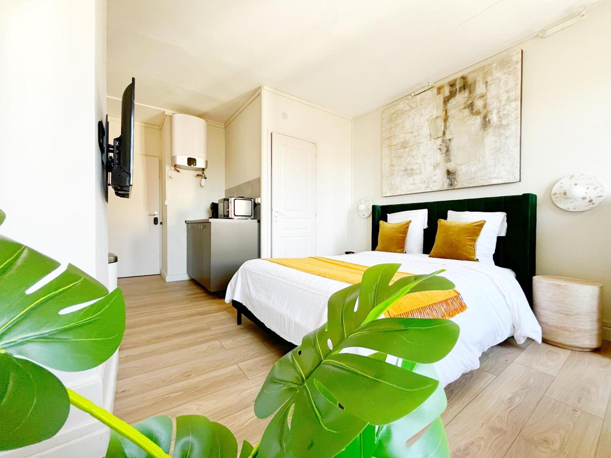 Suite Opium Лион Екстериор снимка