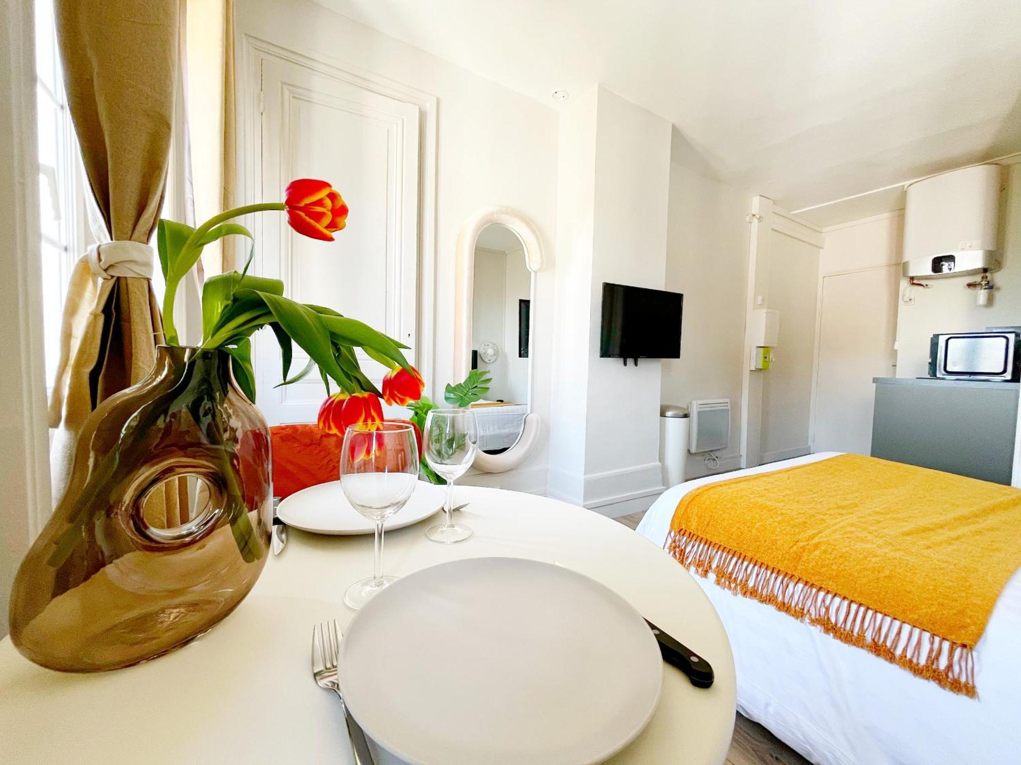 Suite Opium Лион Екстериор снимка