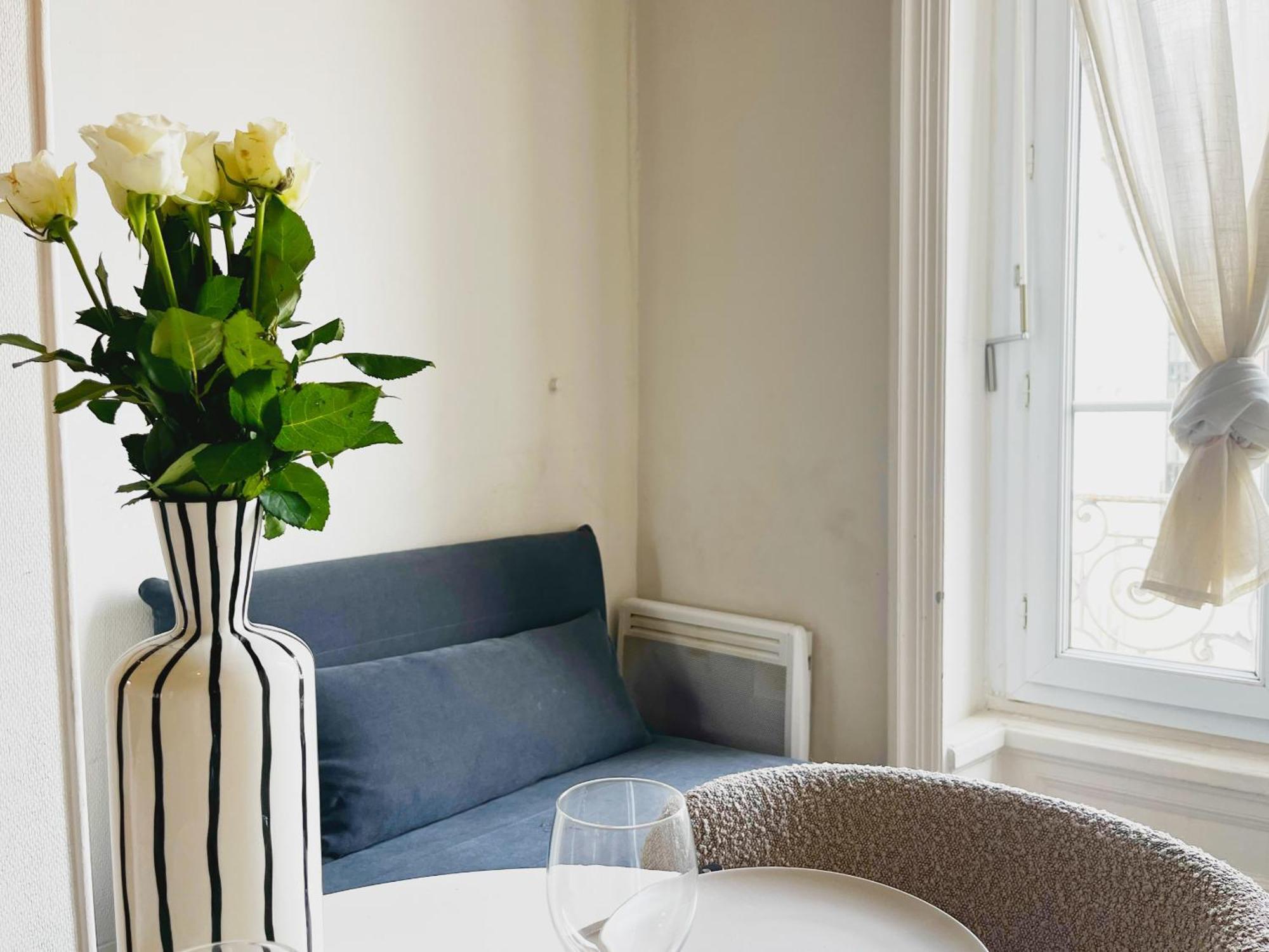 Suite Opium Лион Екстериор снимка